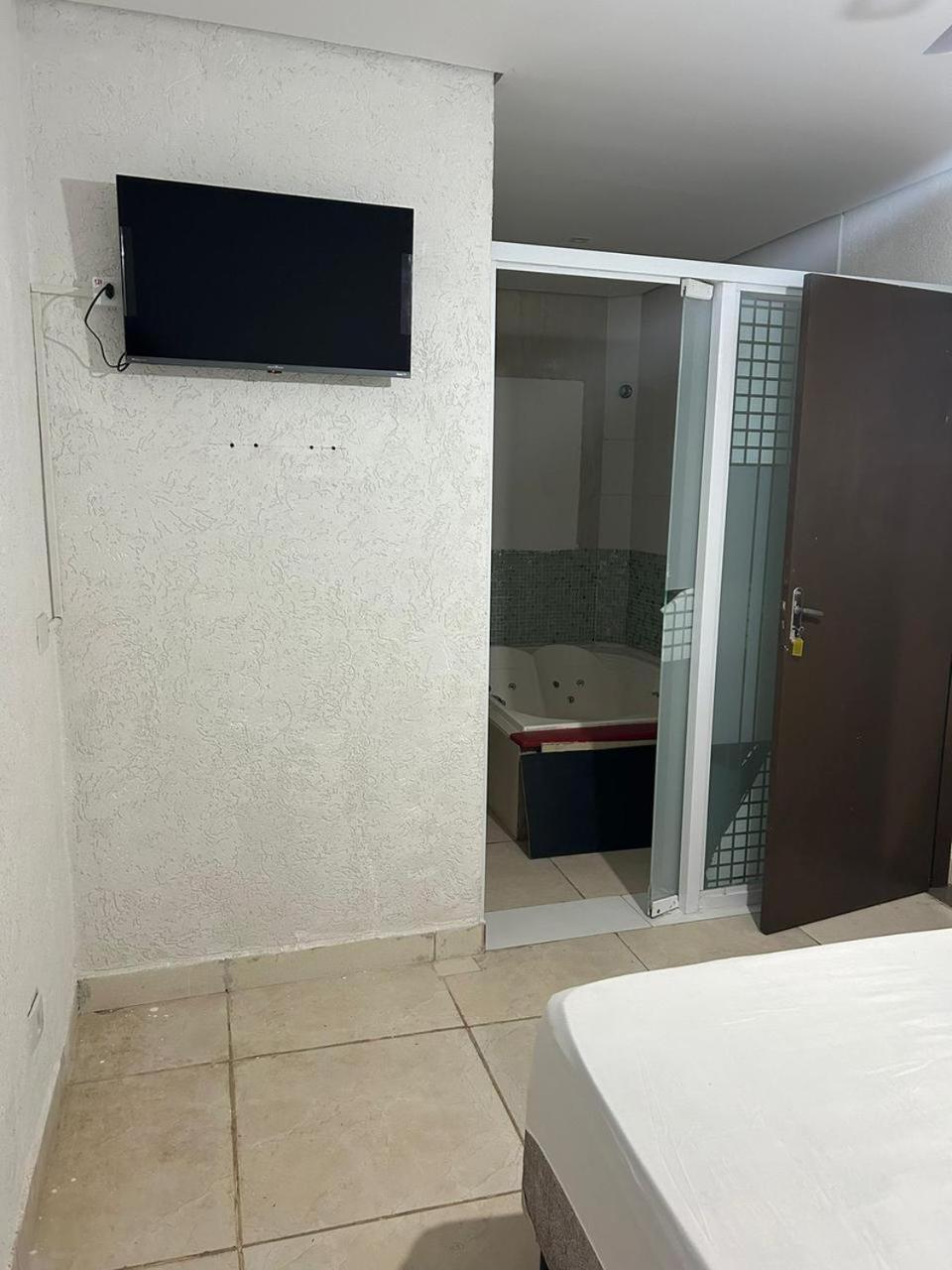 Oasis Hostel E Pousada Itanhaém Eksteriør billede